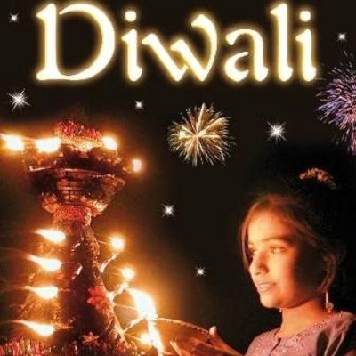 The Story of Diwali (Young Reading Series 2)